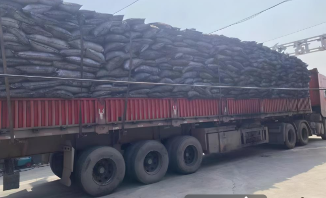 <a href=http://www.lxtmty.com/zzhxt/ target=_blank class=infotextkey>柱狀活性炭</a>，廢氣活性炭發(fā)車